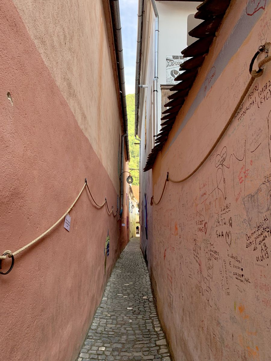 The Rope street of Romania – The Narrowest road in the world