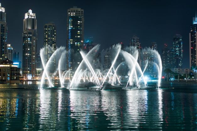 Dubai Fountain- Travel Chatter