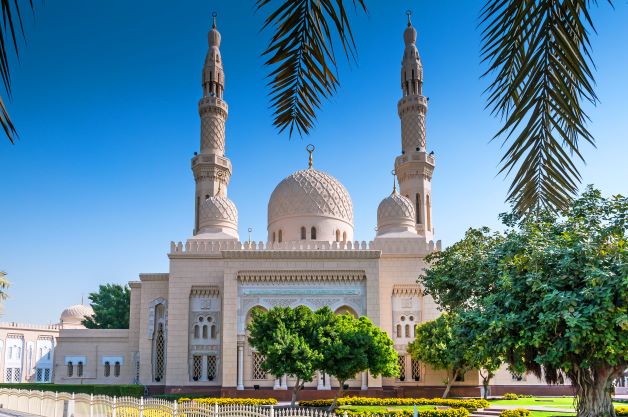 Jumeirah Mosque- Travel chatter